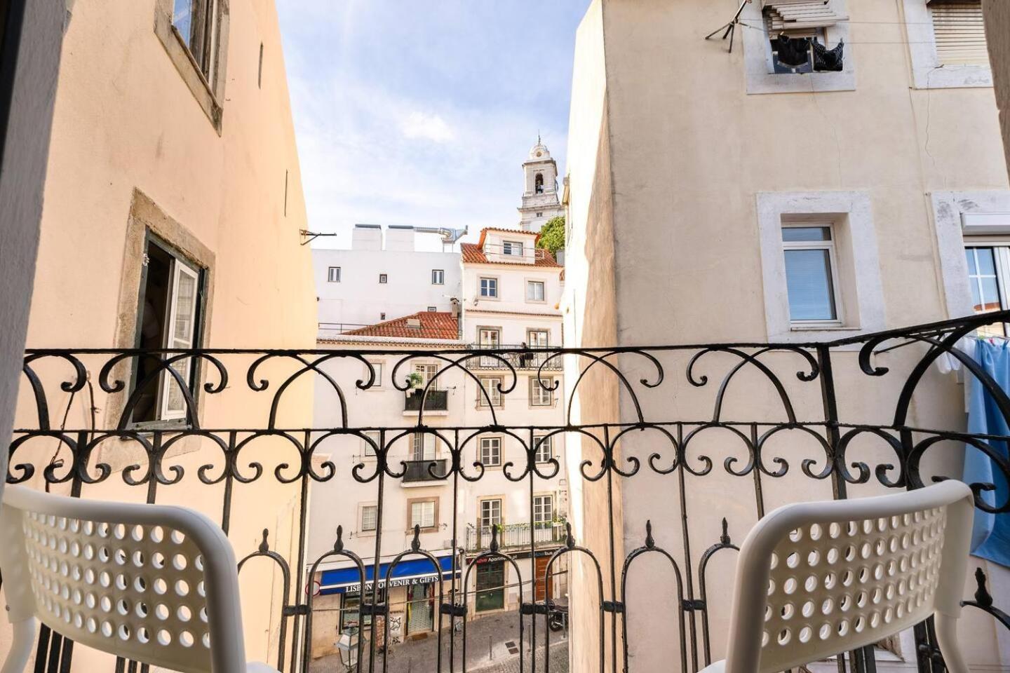 Apartment Spacious 5 Bedroom - River Views Lisbon